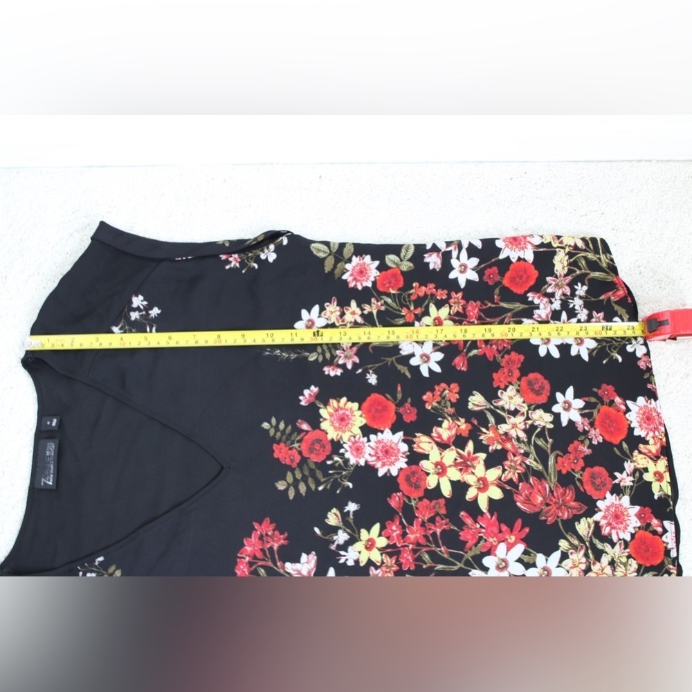 New York & Co. 7th Avenue Floral Print Cap Short Sleeve Women’s Blouse Medium - Picture 5 of 8
